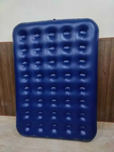 blue inflatable air mattress for camping For Sale in New Karachi | Karachi Ads - photo 3