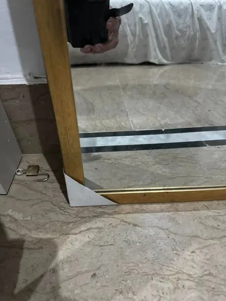 Brand new 2 fancy wall mirrors for sale. - photo 5