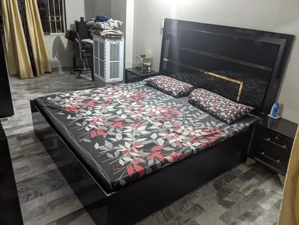 Black Bedroom Set For Sale in Federal B Area | Karachi Ads - photo 2