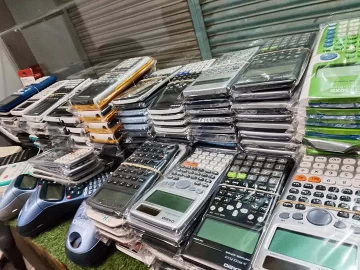 CALCULATORS AVAILABLE USA STOCK - photo 1