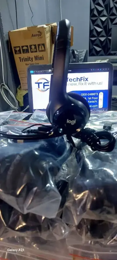 Calling headphones logitech H390 For Sale in Saddar, Karachi - photo 2