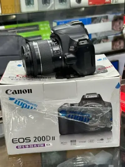 Canon 200D Mark II ( 18-55mm stm ) - For Sale in Saddar, Karachi