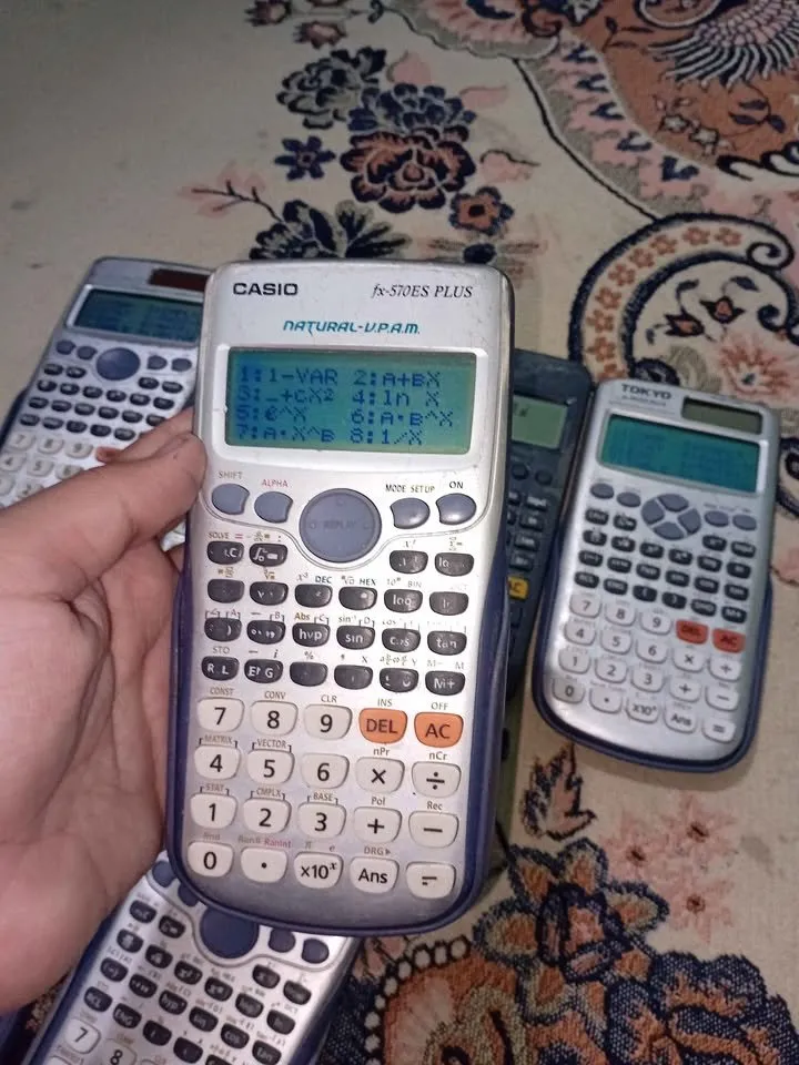 Casio calculators pack of 2 s&d - photo 2