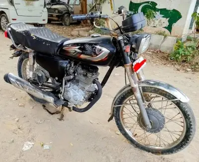 CG 125  BLACK COLOUR - photo 5