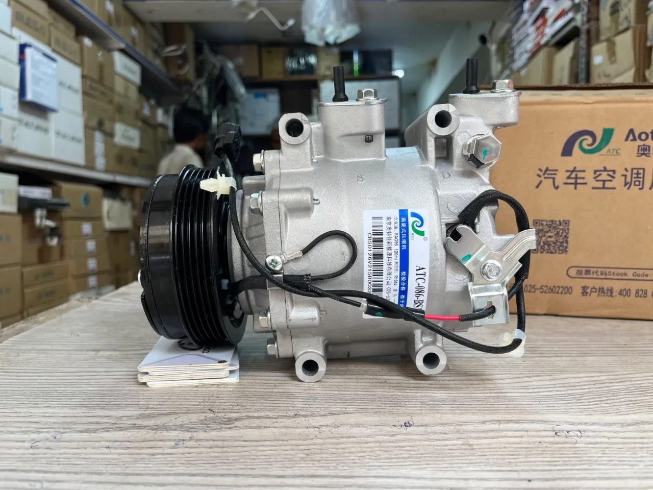 CITY GM ac compressor - photo 2