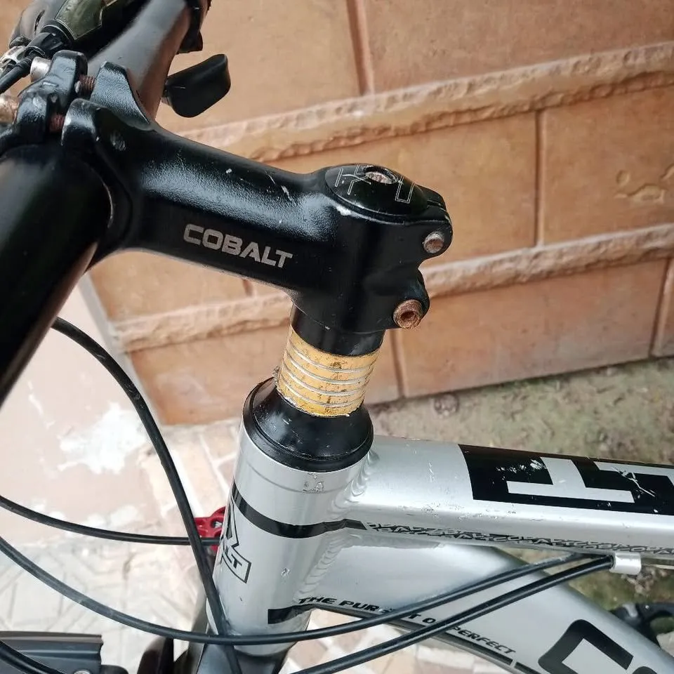 COBALT imported bicycle. Size 26. - photo 3