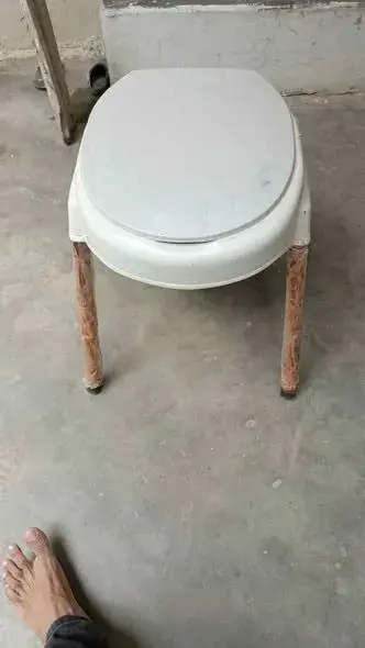 Commode Chair Toilet Chair