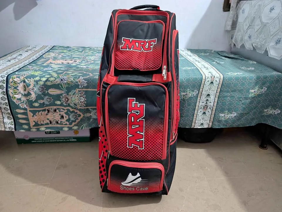 CRICKET KIT For Sale in Gulistan-e-Jauhar | Karachi Ads - photo 1