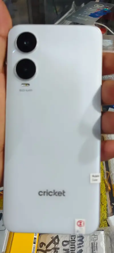 Cricket lcon 6 For Sale in Landhi | Karachi Ads