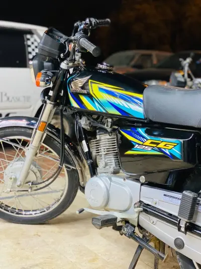Crown RF 70 forsale For Sale in Gulistan-e-Jauhar | Karachi Ads - photo 4