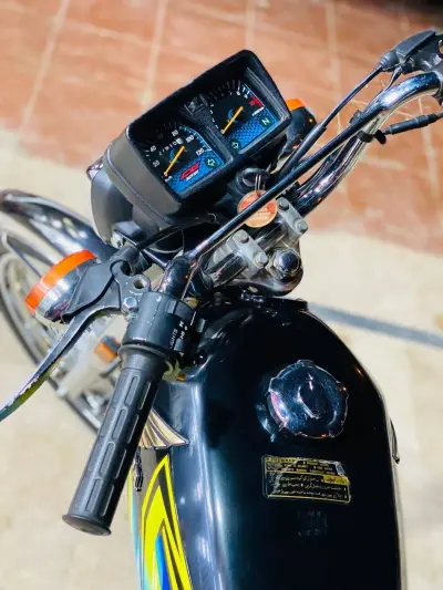 Crown RF 70 forsale For Sale in Gulistan-e-Jauhar | Karachi Ads - photo 5