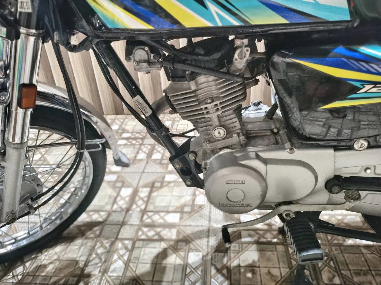 Crown RF 70 forsale For Sale in Gulistan-e-Jauhar | Karachi Ads - photo 8