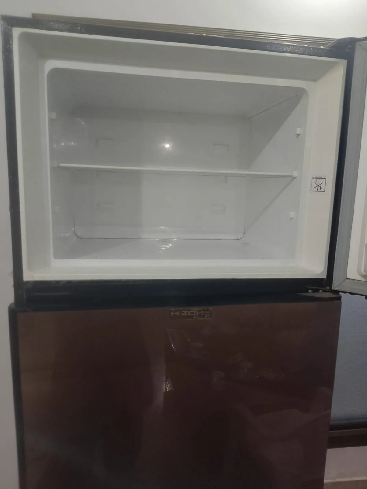 Dawlance Refrigerator (Model 91996GD R) - Brown Glass Door - Excellent Condition - photo 5
