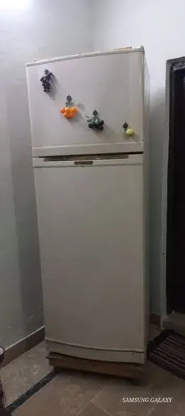 Dawlance Running Condition Fridge For Sale in Malir Cantt, Karachi