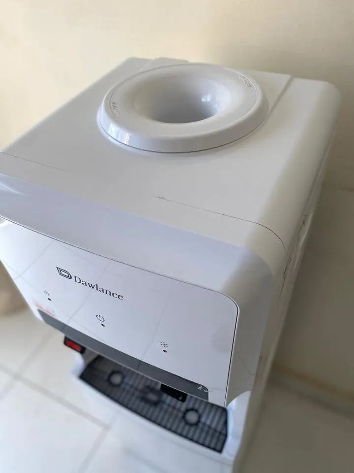 Dawlance Water Dispenser in excellent For Sale in Malir Cantt, Karachi - photo 3