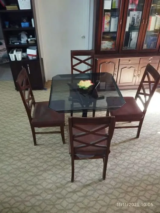 Iron rod table with 4 wooden chairs For Sale in Buffer Zone | Karachi Ads - photo 1