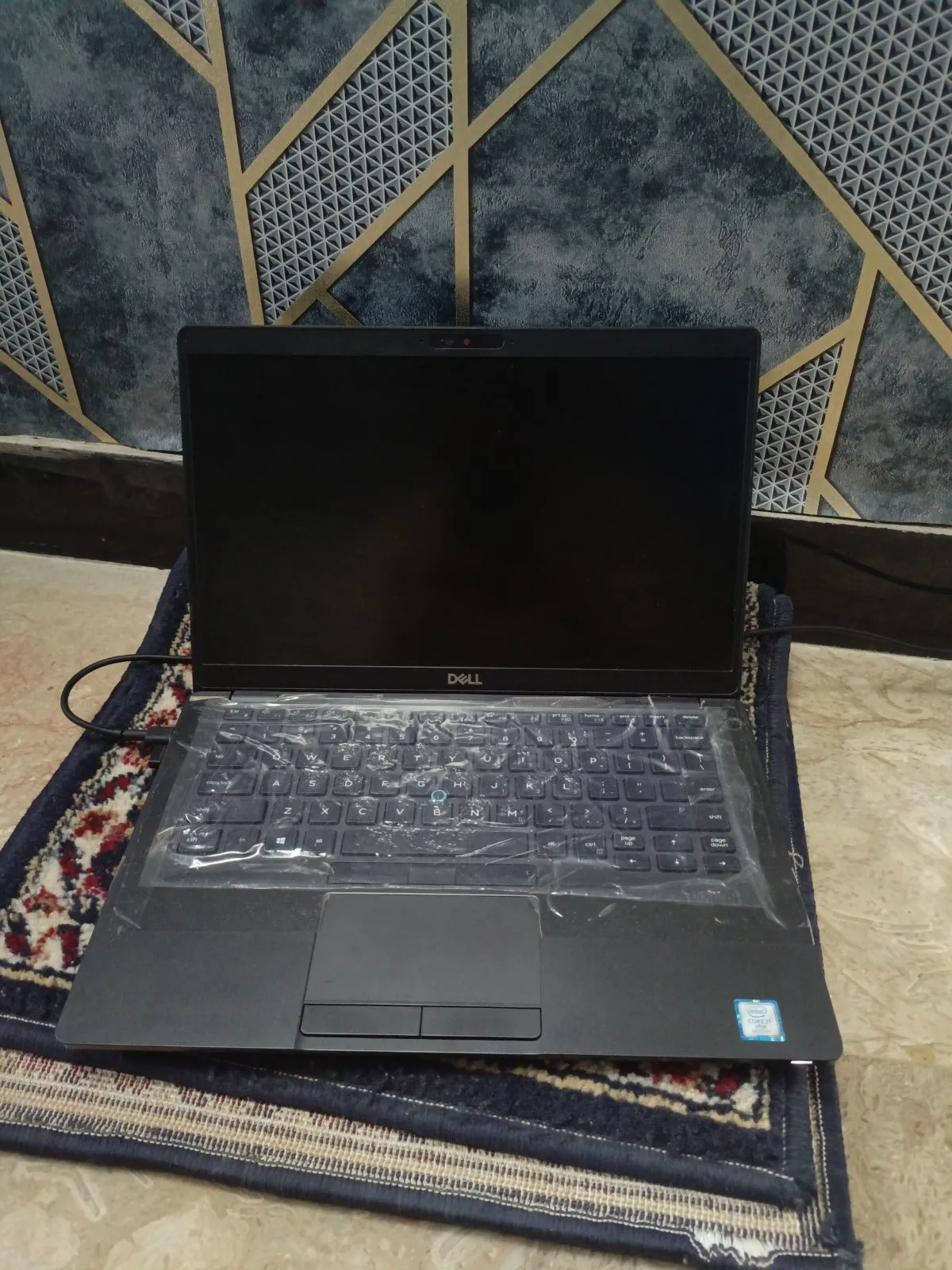 Dell Latitude 5400 Core i7 8th Gen Laptop - photo 2
