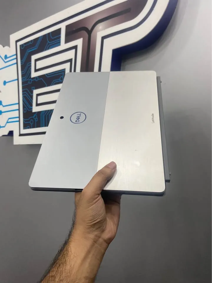Dell Latitude 7200 For Sale in New Karachi, Karachi - photo 2