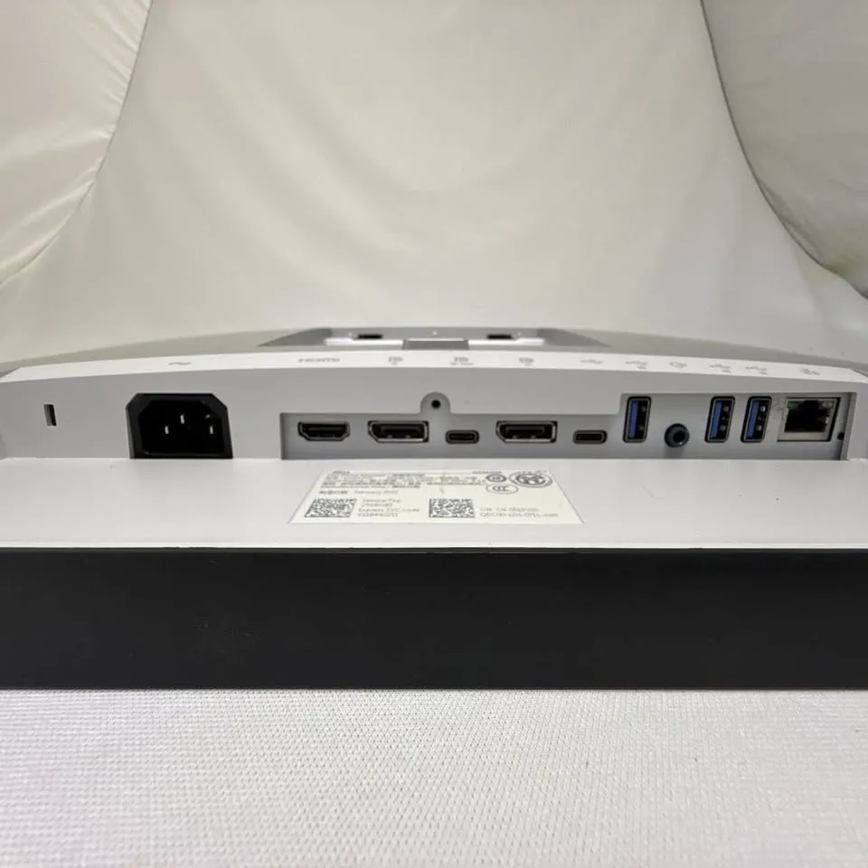Dell UltraSharp U2422HE 24'' IPS LED ! HDMI Port USB-C ! Import Stock For Sale in New Karachi, Karachi - photo 6