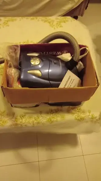Deluxe Vacuum Cleaner For Sale in Bahria Town Karachi, Karachi