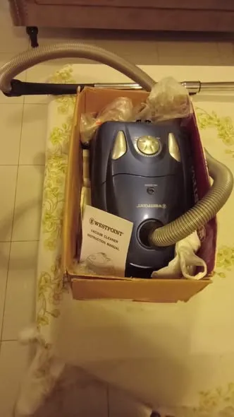 Deluxe Vacuum Cleaner For Sale in Bahria Town Karachi, Karachi - photo 2
