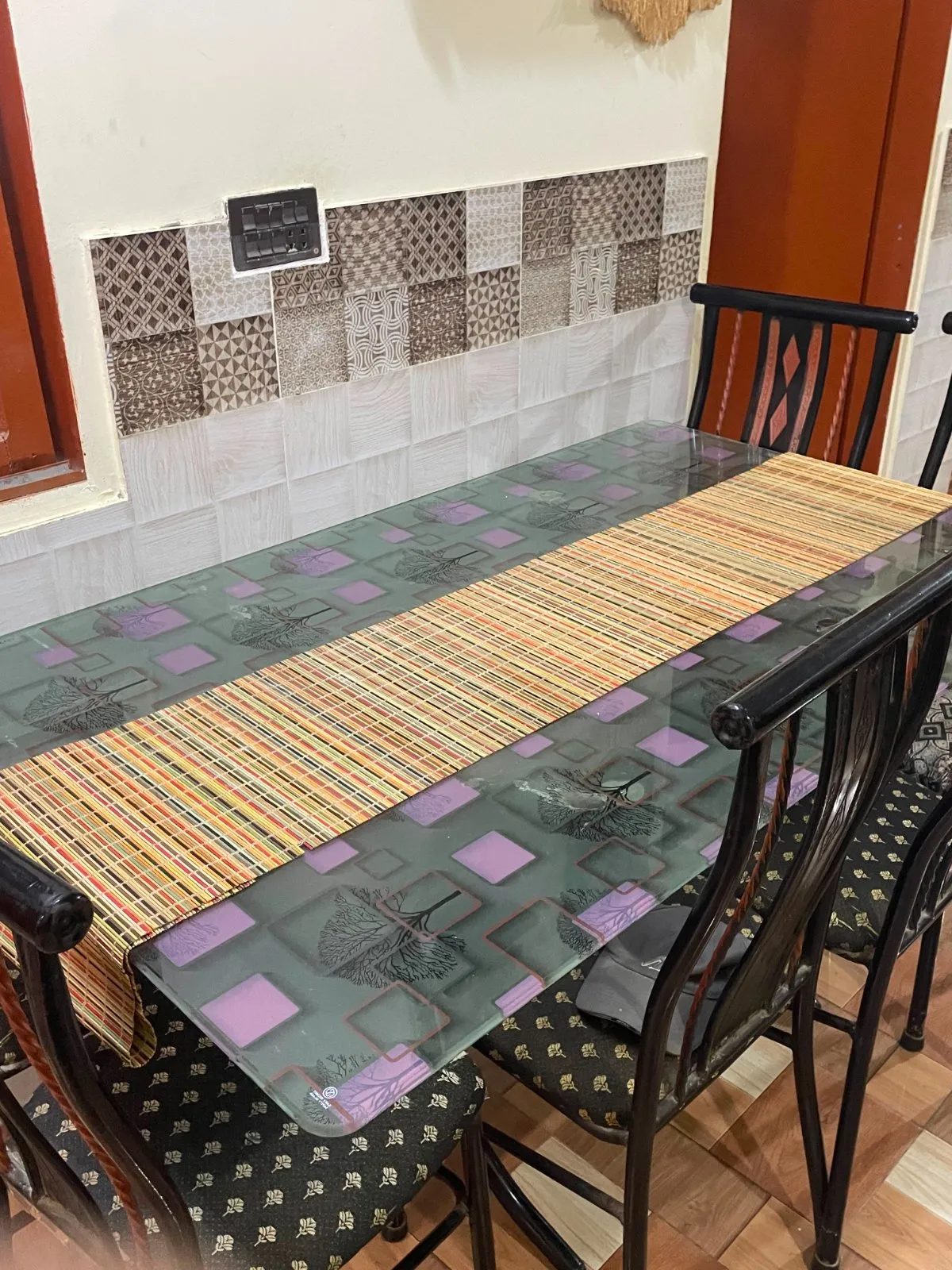 Dining table - photo 3