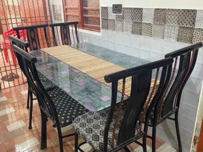 Dining table - photo 4