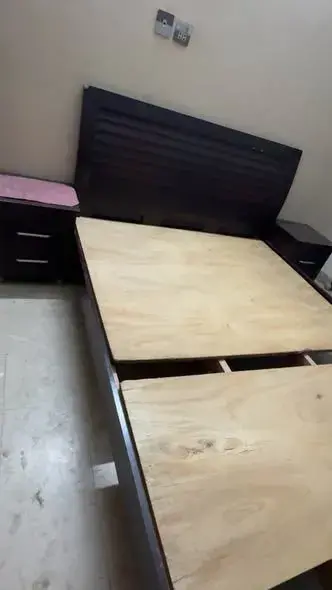 double bed in good condition For Sale in Gulistan-e-Jauhar | Karachi Ads - photo 3