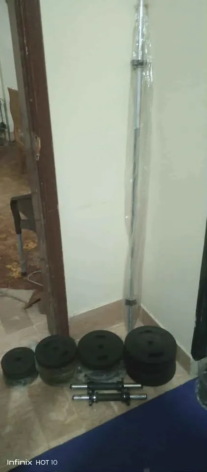 Bench press and dumbbell For Sale in Karachi, Karachi - photo 1