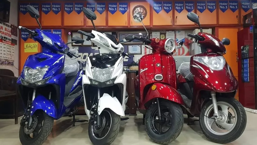 Electric scooty For Sale in Gulistan-e-Jauhar | Karachi Ads - photo 1