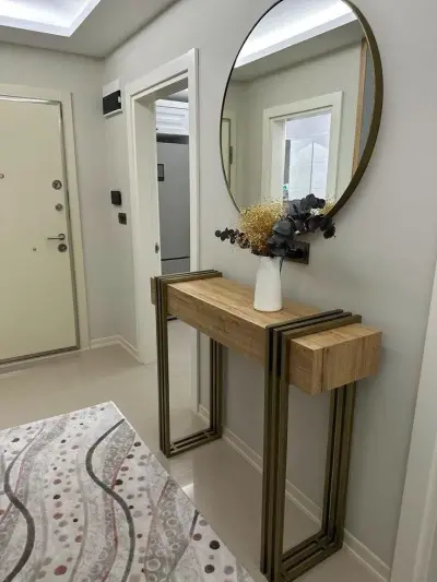 ✨ Elegant Console Table & Mirror Set – For Sale ✨