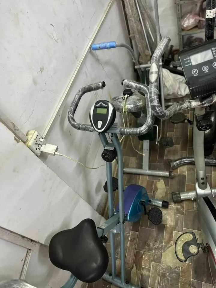Exercise magnetic x bike foldable - photo 4