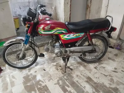 Honda CD 70 Model 2023 For Sale in Mehran Town | KarachiAds