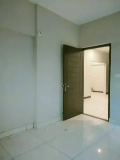 FLAT FOR SALE CASH DEAL - photo 5