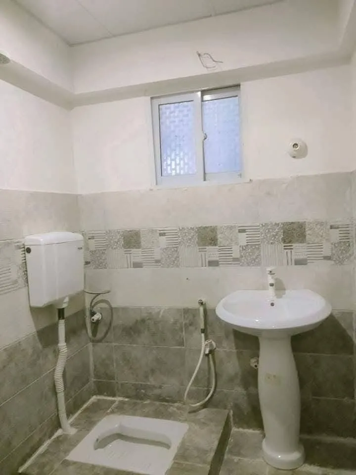 FLAT FOR SALE CASH DEAL - photo 7