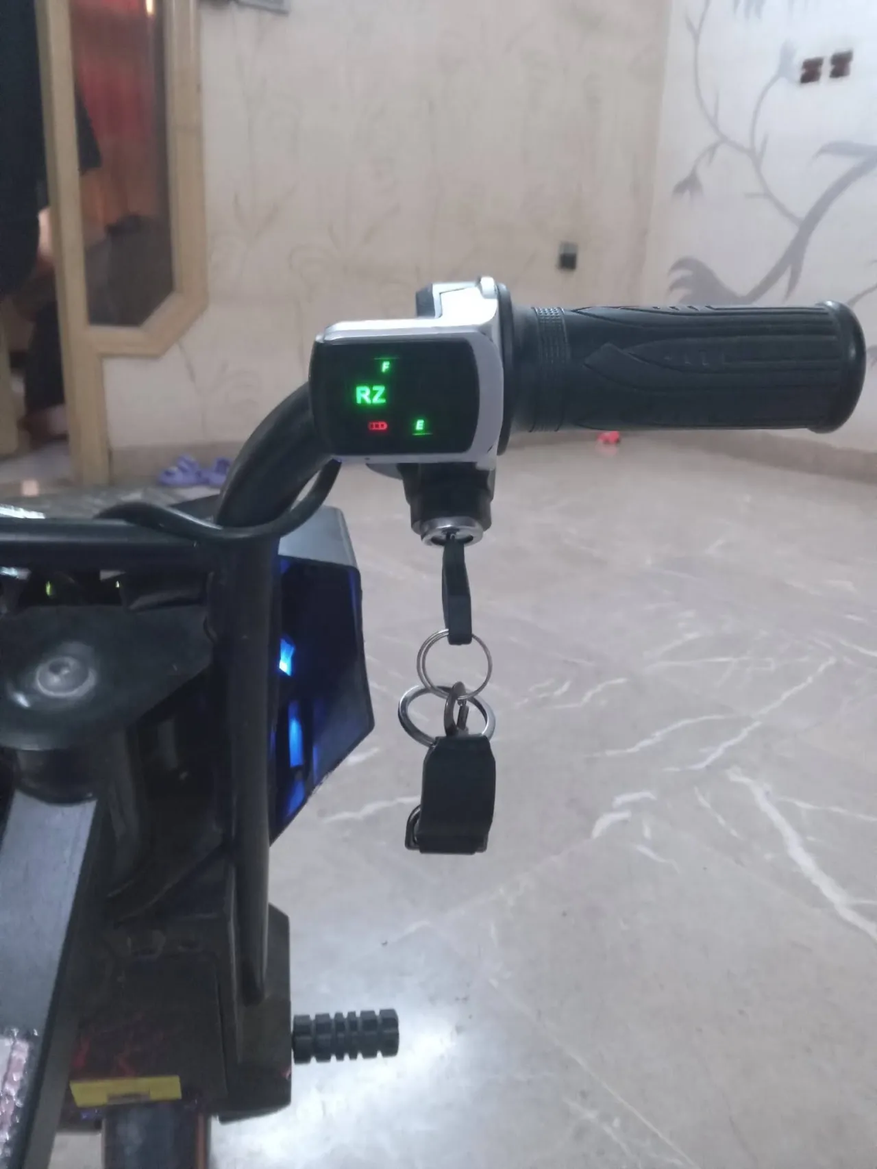 new vip BIKE condition made in dubai For Sale in North Karachi | Karachi Ads - photo 4