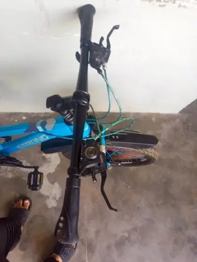 🚲 – STRONG Sports Cycle 💙🖤 For Sale in Scheme 33 | Karachi Ads - photo 5