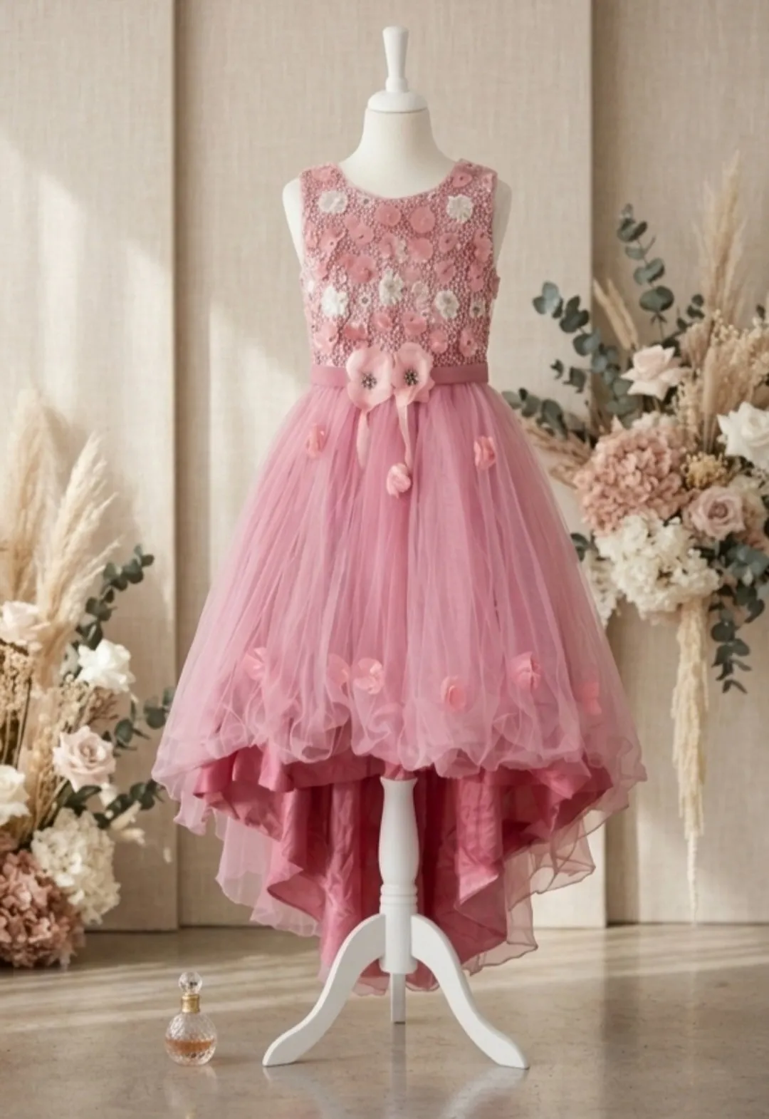Fusty pink floral princess pink gown for 14 to 15 yeard old girls - photo 1