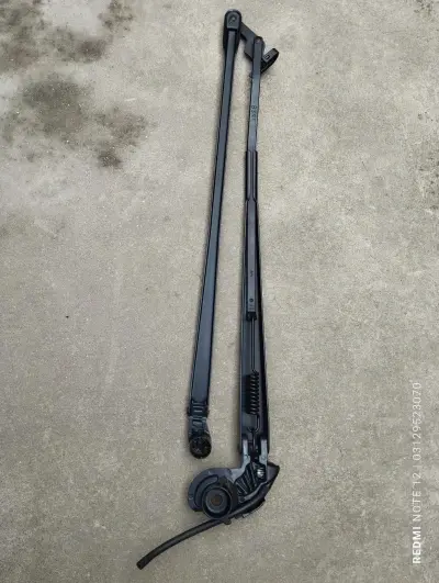 Genuine Car Windshield Wiper Arm Linkage Assembly – Original Wiper Mechanism For Sale in Saddar | Karachi Ads - photo 3