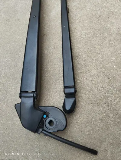 Genuine Car Windshield Wiper Arm Linkage Assembly – Original Wiper Mechanism For Sale in Saddar | Karachi Ads - photo 4