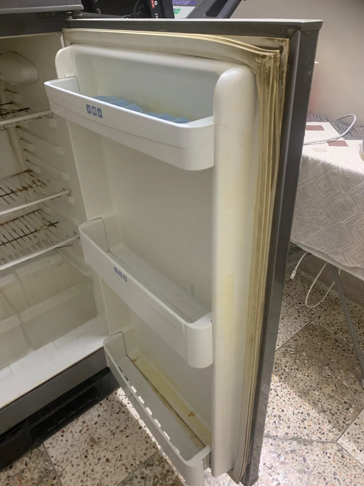 Haier fridge for sell - photo 4