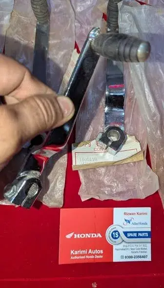 Half Gear Levers Available For Sale in Shahra-e-Faisal | Karachi Ads