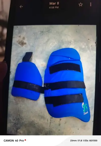 Hard ball cricket kit used but in good condition