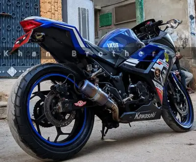 Heavy bike Kawasaki ninja replica 400cc For Sale in Gulistan-e-Jauhar | Karachi Ads