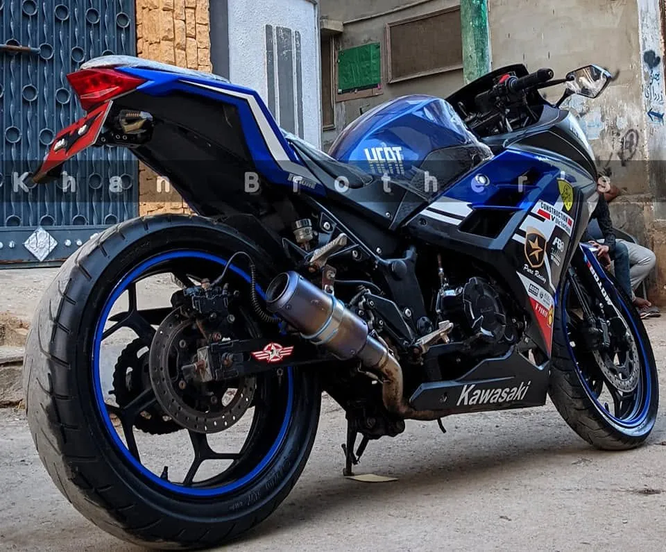 Heavy bike Kawasaki ninja replica 400cc For Sale in Gulistan-e-Jauhar | Karachi Ads - photo 1