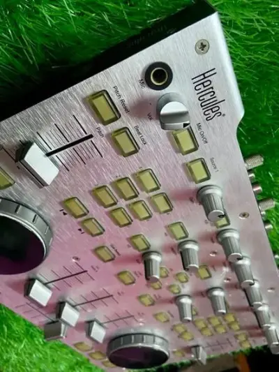 🎧 Hercules DJ Console RMX For Sale 🎧 🇫🇷 Made in France🇫🇷 - photo 2