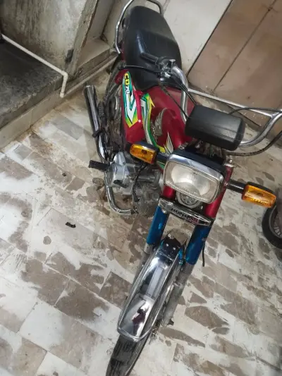 HONDA CD 70 For Sale in Mehran Town | Karachi Ads - photo 8
