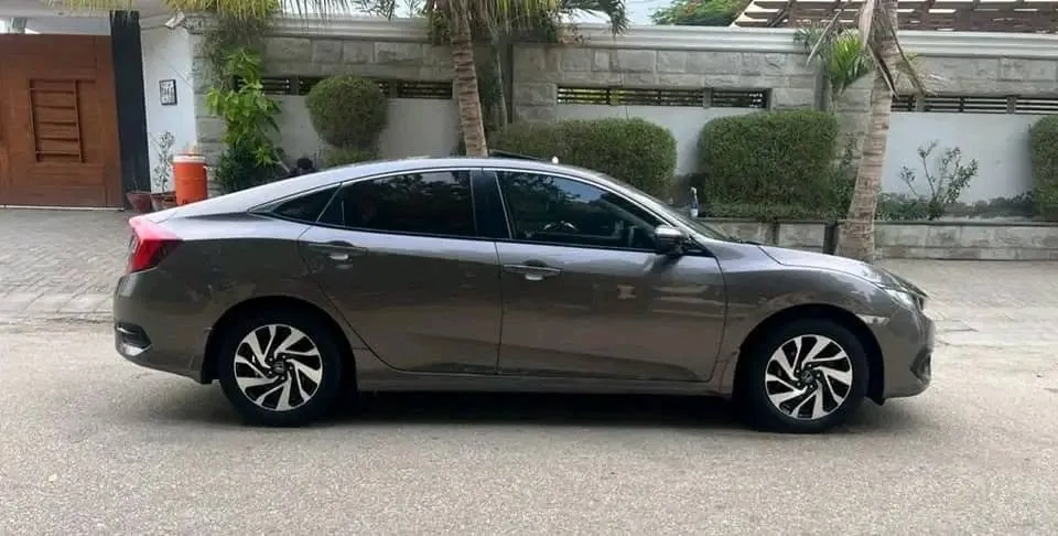 Honda Civic Oriel Prosmatec UG 2018 for Sale in Karachi – Low Mileage, Excellent Condition - photo 1