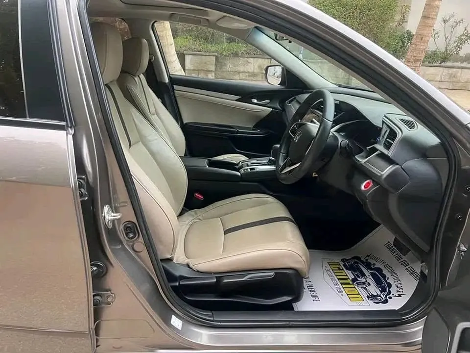 Honda Civic Oriel Prosmatec UG 2018 for Sale in Karachi – Low Mileage, Excellent Condition - photo 2