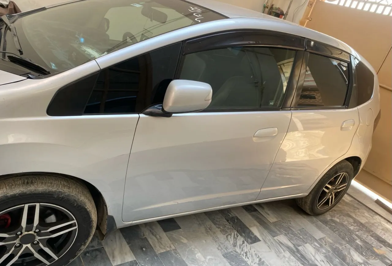 Honda Fit 1.3cc - photo 13